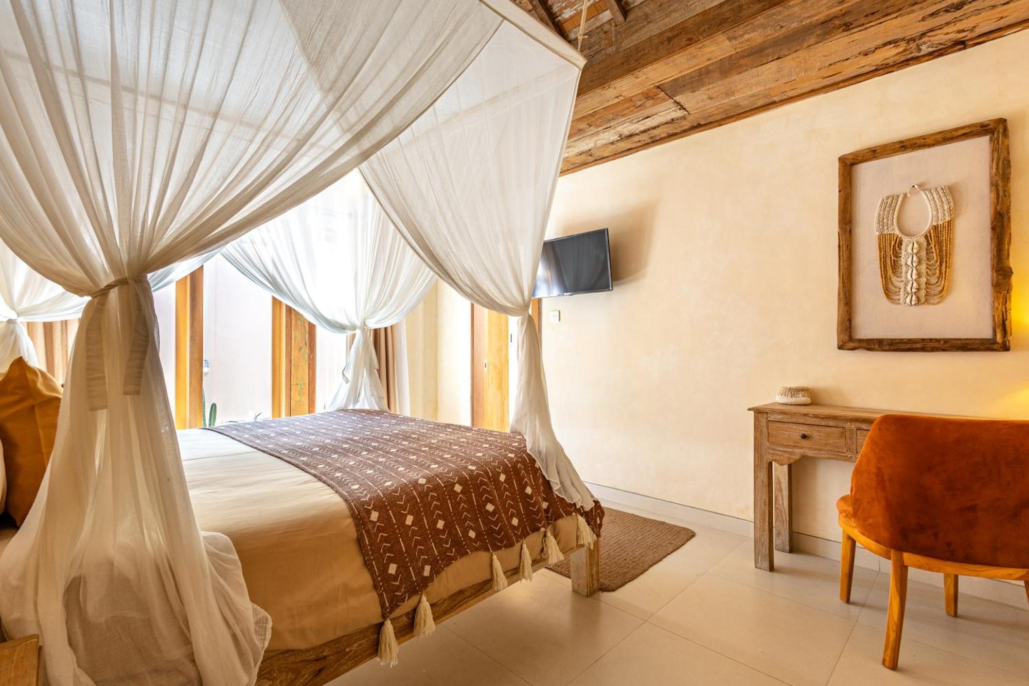 The Pink Joglo, A Cheerful 3Bdr Villa W/Pool And Rice-Field View. Dalung  المظهر الخارجي الصورة