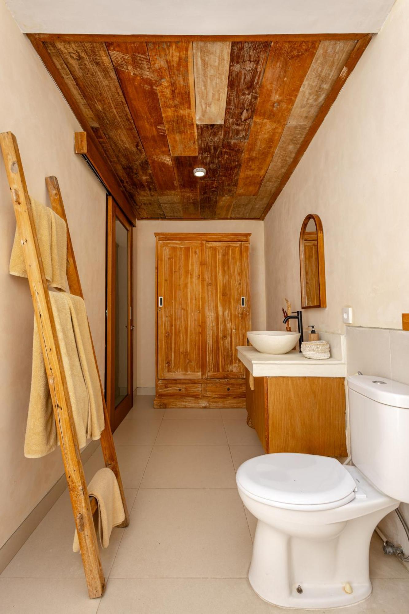 The Pink Joglo, A Cheerful 3Bdr Villa W/Pool And Rice-Field View. Dalung  المظهر الخارجي الصورة