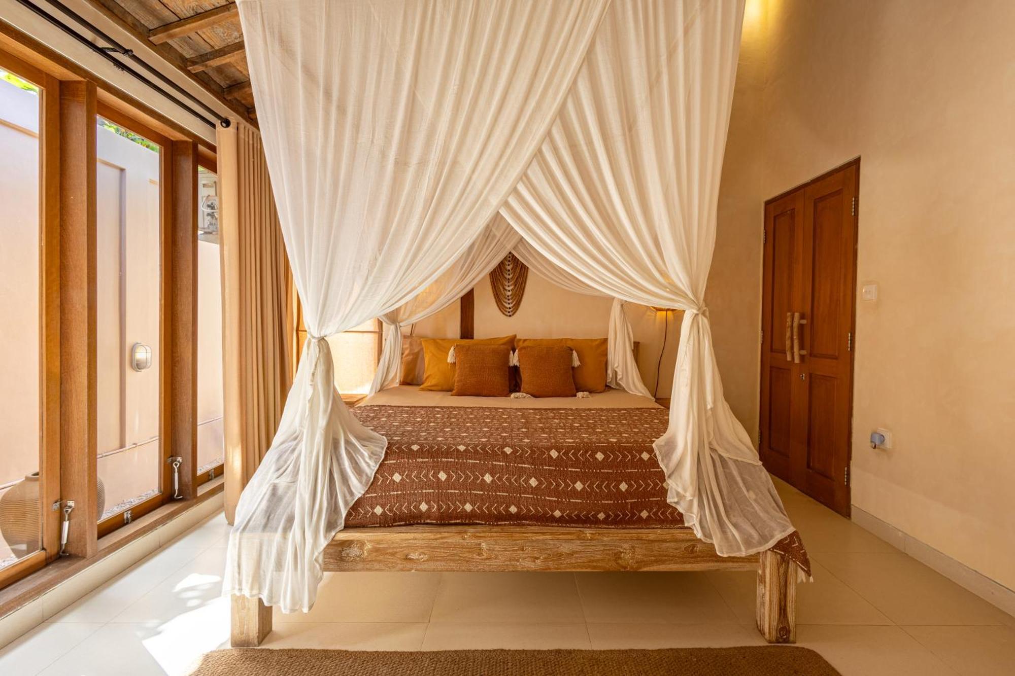 The Pink Joglo, A Cheerful 3Bdr Villa W/Pool And Rice-Field View. Dalung  المظهر الخارجي الصورة
